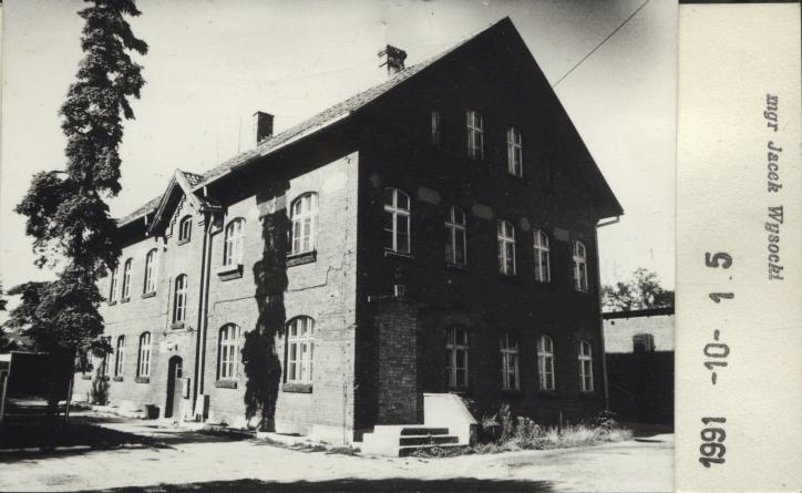 gazownia - biurowiec, skan 2