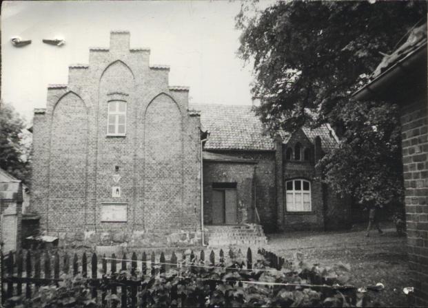 dom w zespole szkół zawodowych (schronisko PTTK), skan 2