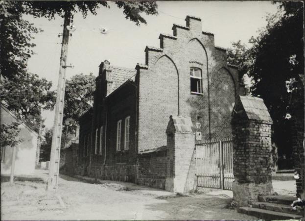 dom w zespole szkół zawodowych (schronisko PTTK), skan 3
