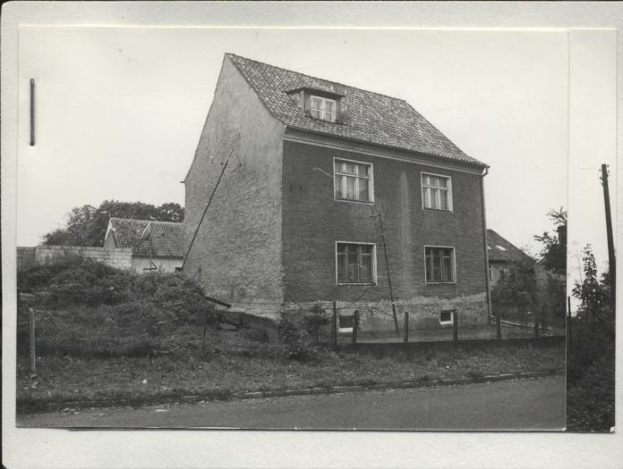 dom, skan 2