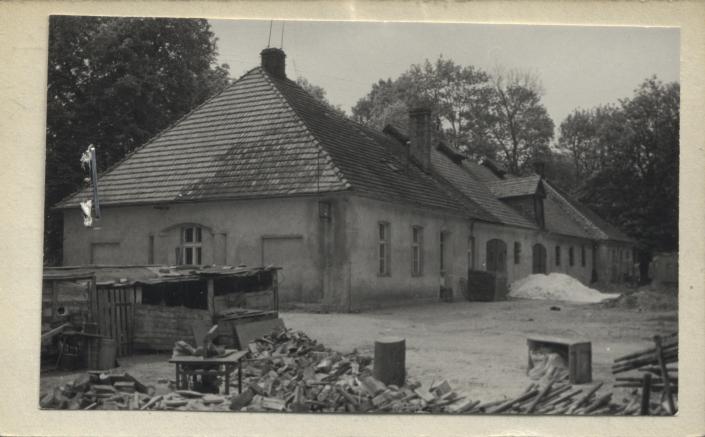 stajnia pałacowa i wozownia, ob. świetlica i mieszkania, skan 3