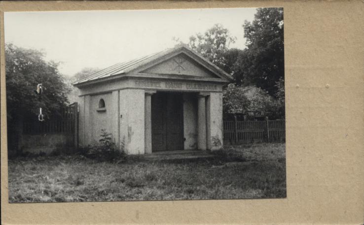 grobowiec rodziny Celichowskich/ob. kostnica, skan 2