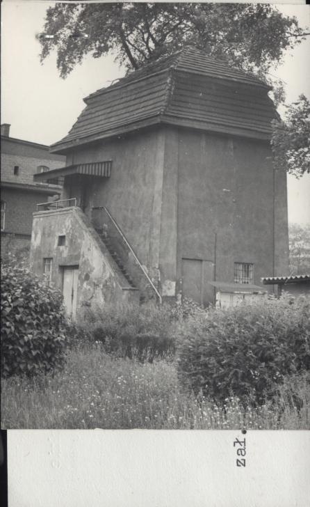 budynek gospodarczy - węzeł PKP, skan 3