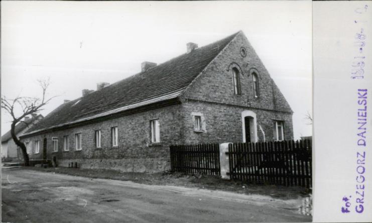 budynek mieszkalny, skan 2