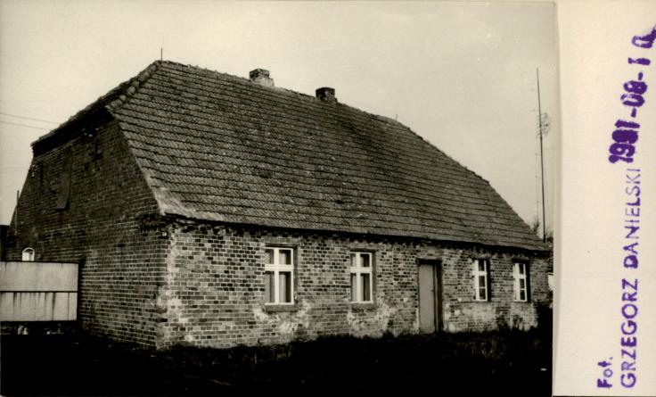 budynek mieszkalny, skan 2