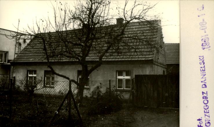 budynek mieszkalny, skan 2