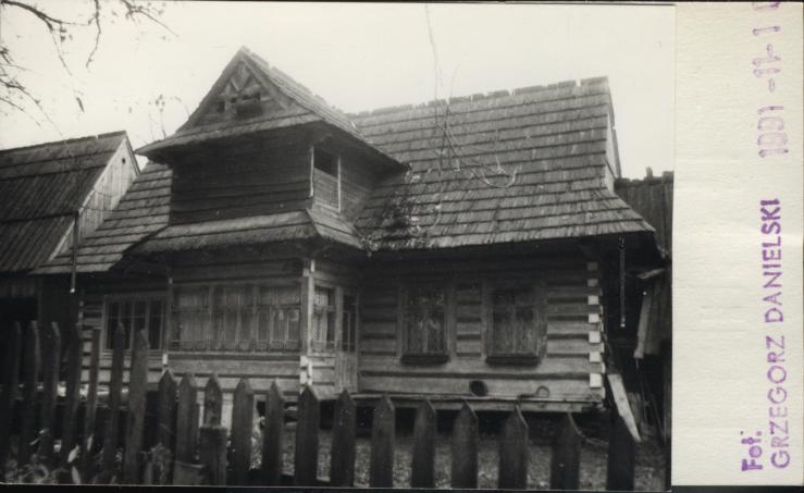 budynek mieszkalny, skan 2