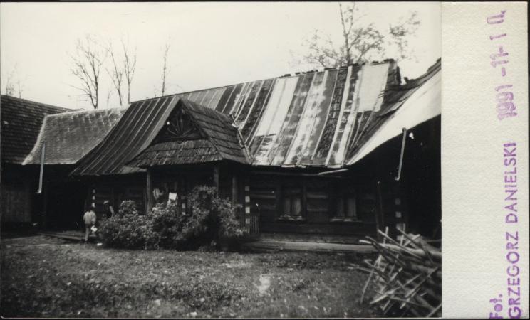 budynek mieszkalny, skan 2