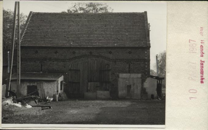 zagroda - stodoła, skan 2