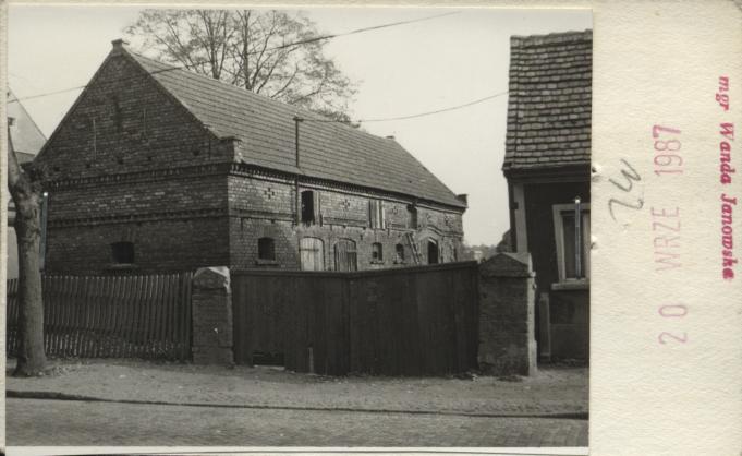 zagroda, budynek gospodarczy, skan 2