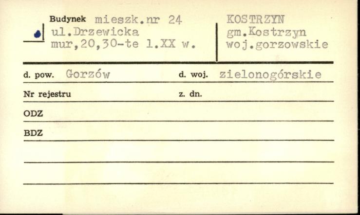 budynek mieszkalny, skan 1