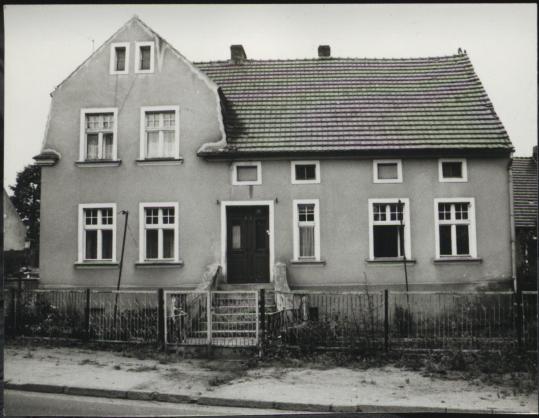 dom, skan 6