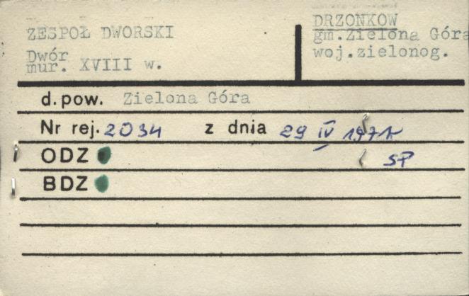 zespół dworski - dwór, skan 1