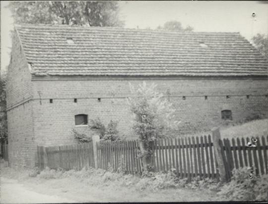 budynek gospodarczy, skan 2
