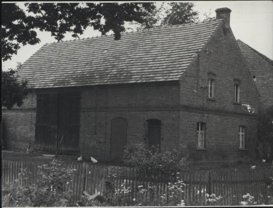 budynek gospodarczy, skan 3