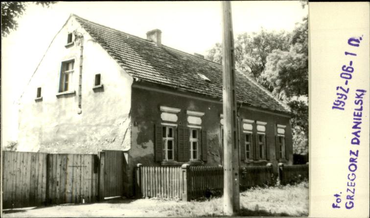 budynek mieszkalny, skan 2