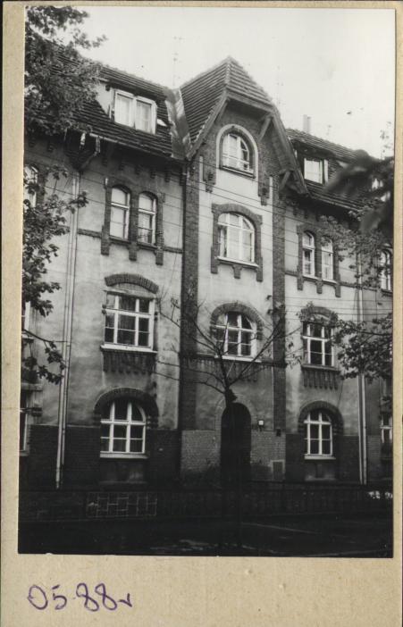 dom, skan 2