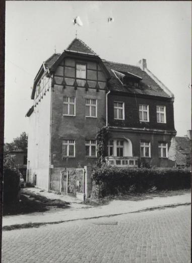 dom, skan 4