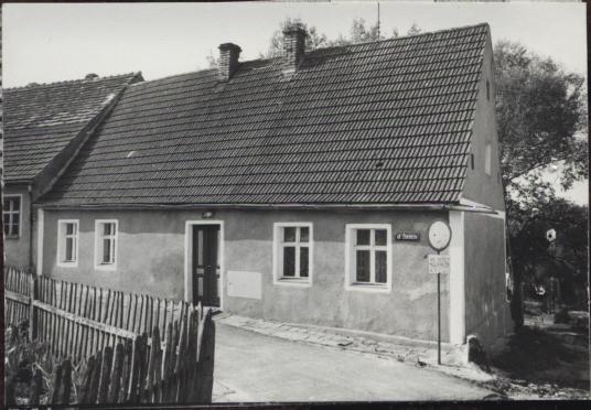 dom, skan 4