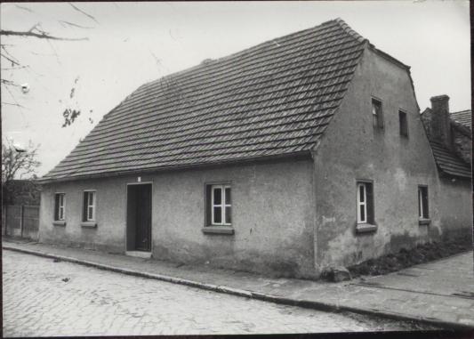 dom, skan 4