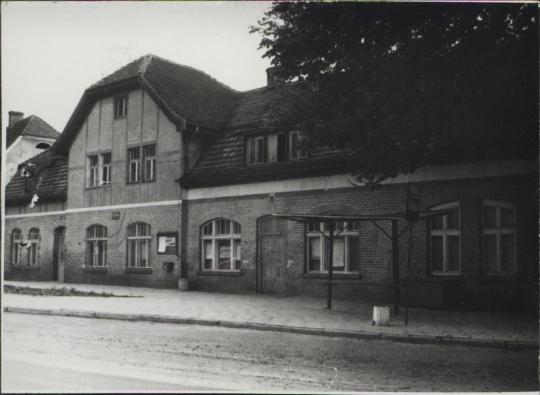 dom - Klub Książki i Pary Ruch, skan 2
