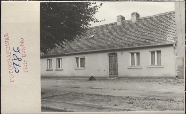 dom, skan 2