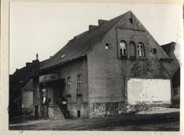 dom, skan 4