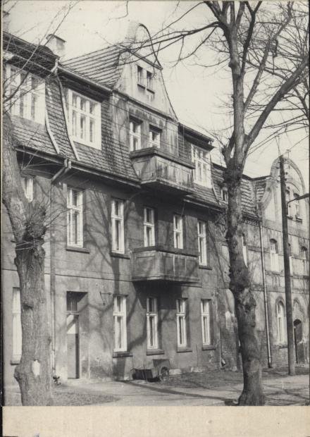 dom, skan 4