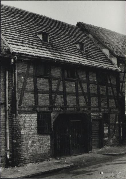 magazyny, spichlerze, skan 3