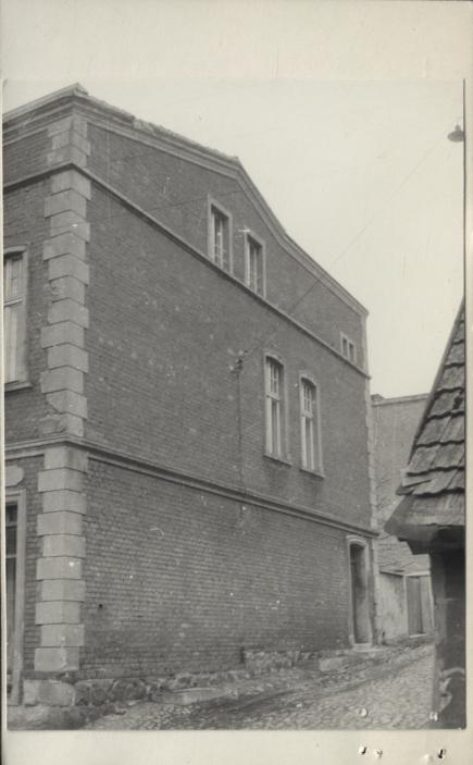 dom, skan 4