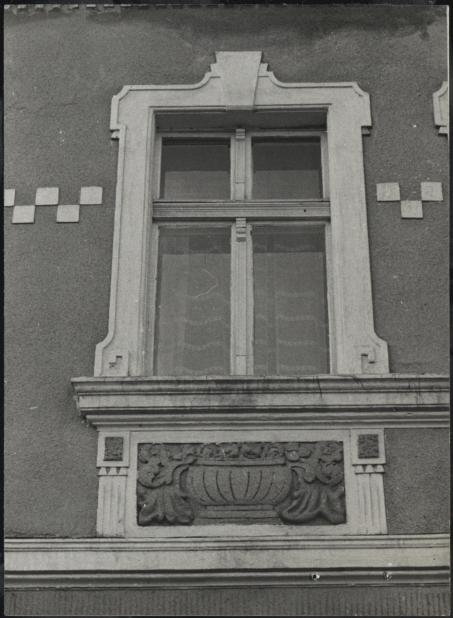 dom, skan 6