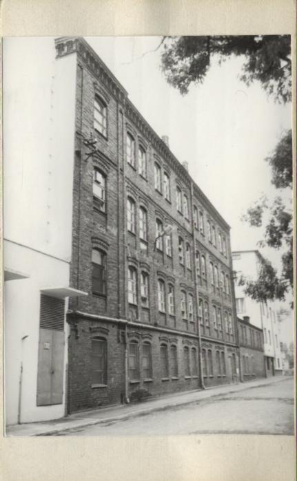 budynek fabryczny, skan 2