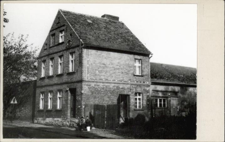 dom, skan 2