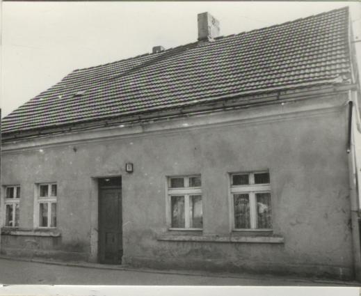 dom, skan 4