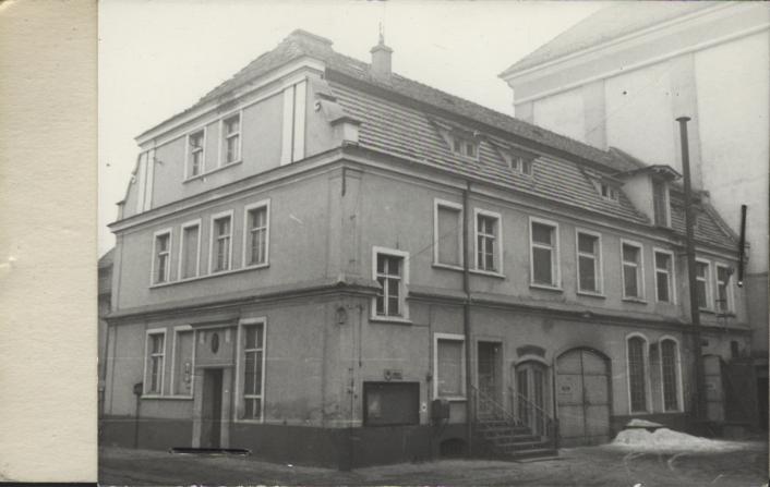 budynek biurowy gazowni, skan 3