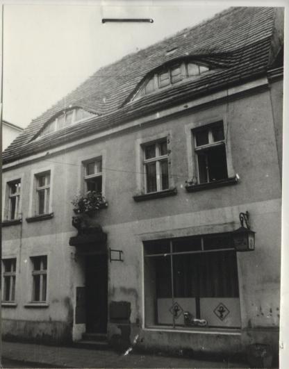 dom, skan 4