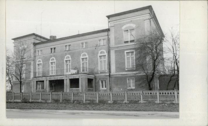 dwór, skan 2