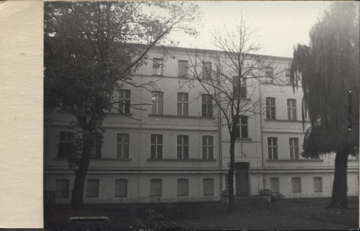 dom mieszkalny, koszary, skan 3