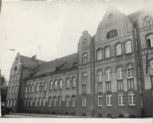 dom mieszkalny, koszary, skan 3