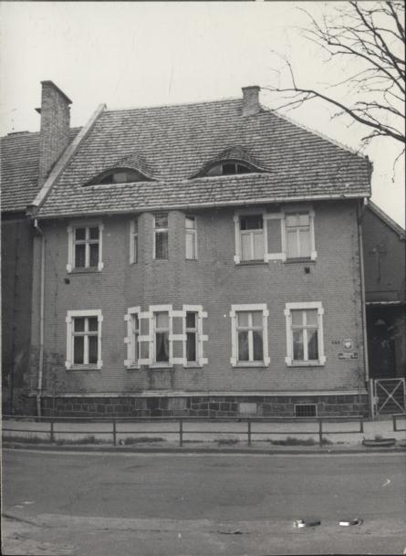 dom parafialny, ob. przedszkole nr 4, skan 3