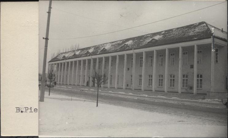 muzeum, ob. kasyno MO, skan 3