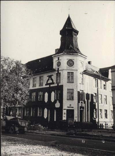 dom, skan 4