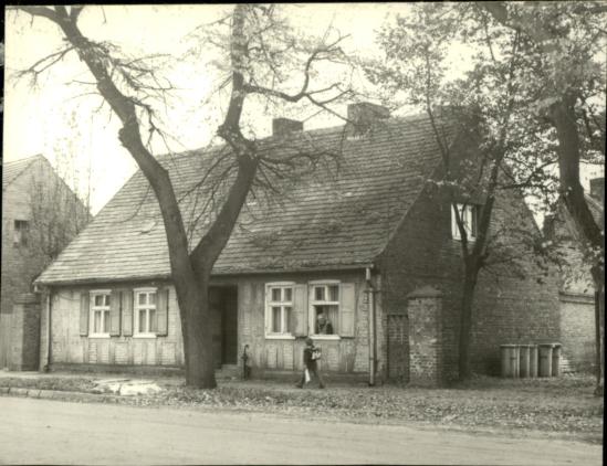 dom, skan 4