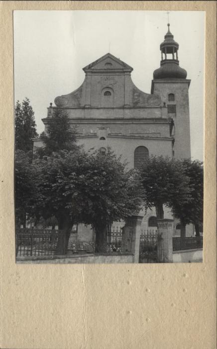 kościół par. pw. Narodzenia Najświętszej Maryi Panny, skan 2