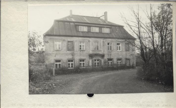 Dwór, ob. dom mieszkalny, skan 2