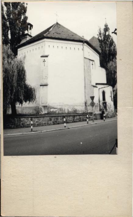 kościół cmentarny pw. św. Trójcy, ob. katol., skan 2