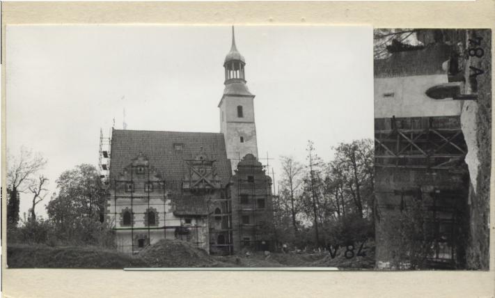 kościół pw. św. Trójcy, ob. muzeum, skan 2