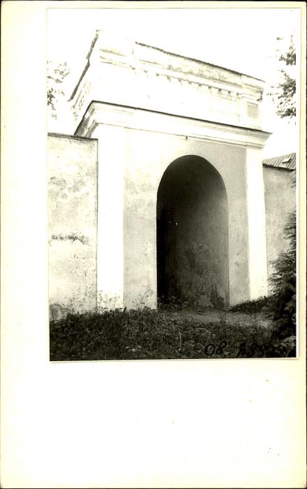 brama płd. w ogrodz. koś. paraf., skan 2