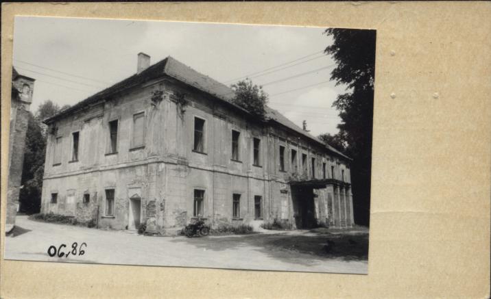 pałac opatów Henrykowskich, ob. SHR, skan 2