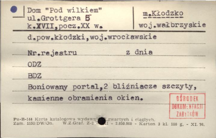 dom Pod wilkiem, skan 1